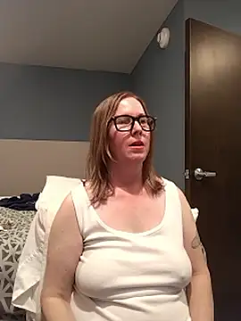 Snapshot of SweetandNaughty1 chatting on October 21, 2025, 7:52 am SweetandNaughty1 online show from October 21, 2025, 7:52 am