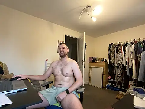 Snapshot of Kramer023 chatting on February 10, 2025, 1:44 pm Kramer023 online show from February 10, 2025, 1:44 pm