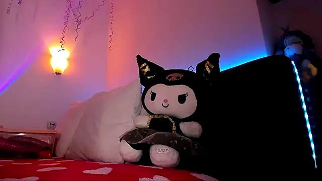 Snapshot of LizaLoveness chatting on February 12, 2025, 1:09 am LizaLoveness online show from February 12, 2025, 1:09 am