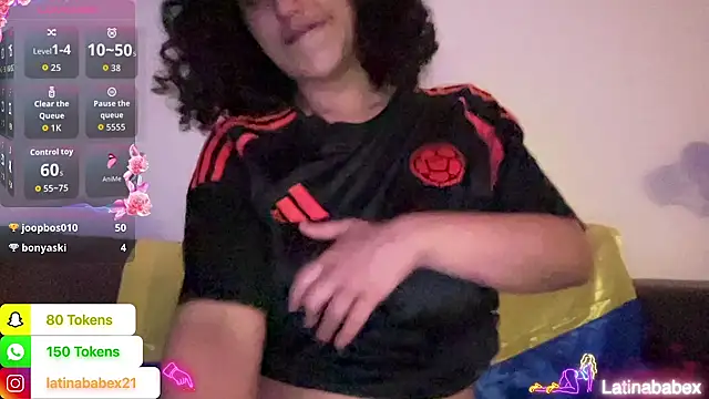 Latinababex online show from June 27, 2026, 11:44 pm