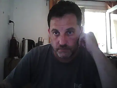 Snapshot of Reload_033 chatting on April 16, 2026, 6:52 pm Reload 033 online show from April 16, 2026, 6:52 pm