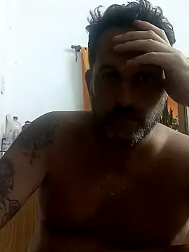 Snapshot of Reload_033 chatting on March 1, 2026, 10:21 pm Reload 033 online show from March 1, 2026, 10:21 pm