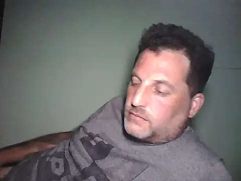 Snapshot of Reload_033 chatting on April 14, 2026, 8:03 pm Reload 033 online show from April 14, 2026, 8:03 pm