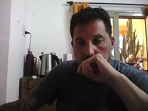 Snapshot of Reload_033 chatting on April 17, 2026, 12:08 pm Reload 033 online show from April 17, 2026, 12:08 pm
