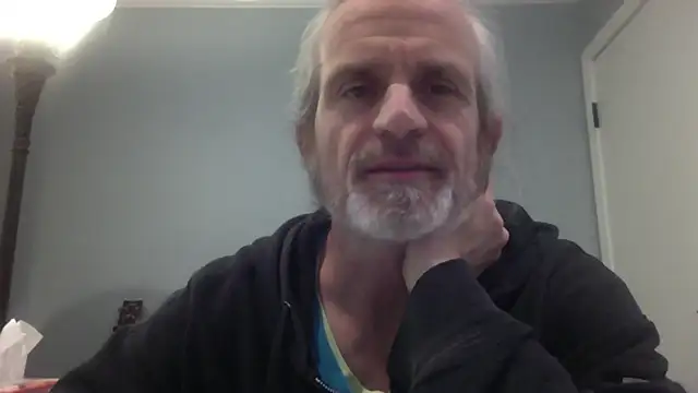 Snapshot of readyforfunxxx chatting on December 5, 2025, 4:33 am readyforfunxxx online show from December 5, 2025, 4:33 am