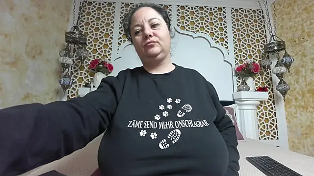 Snapshot of AleshaArabian chatting on January 15, 2026, 5:00 am AleshaArabian online show from January 15, 2026, 5:00 am