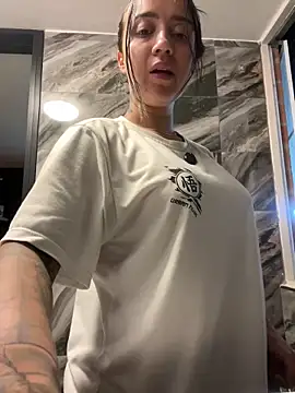 EmmyEvans1 online show from September 23, 2025, 12:06 am