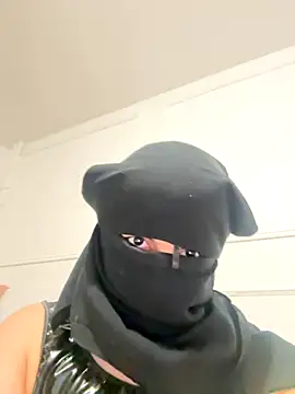 Snapshot of Marocainegroscul chatting on December 5, 2025, 8:17 pm Marocainegroscul online show from December 5, 2025, 8:17 pm