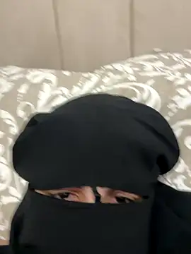 Snapshot of Marocainegroscul chatting on November 1, 2025, 2:51 am Marocainegroscul online show from November 1, 2025, 2:51 am