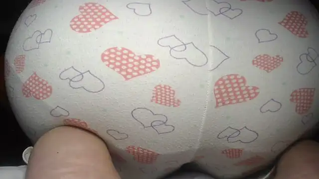 Snapshot of prettyangelsquirt chatting on June 16, 2026, 12:32 am prettyangelsquirt online show from June 16, 2026, 12:32 am