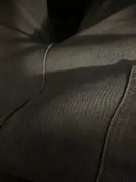 Snapshot of JohnnyBigShot chatting on September 11, 2025, 4:34 am JohnnyBigShot online show from September 11, 2025, 4:34 am