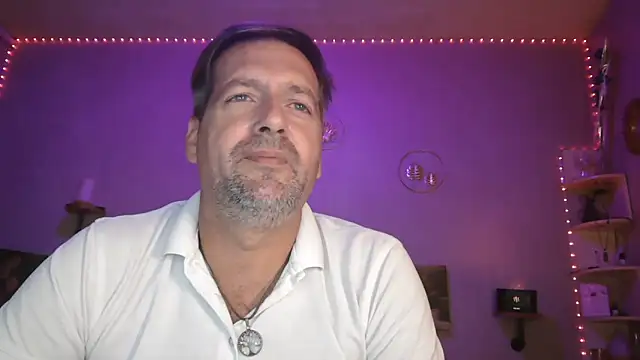 matrikes1 online show from October 10, 2025, 4:41 pm