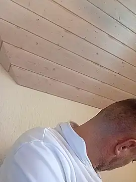 Kw8585kw online show from January 14, 2026, 11:36 am