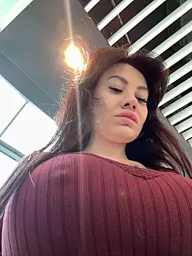 Snapshot of Wet__Bunny chatting on March 9, 2026, 6:17 am Wet Bunny online show from March 9, 2026, 6:17 am