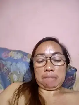 Snapshot of asianwet4u chatting on March 19, 2026, 5:24 pm asianwet4u online show from March 19, 2026, 5:24 pm