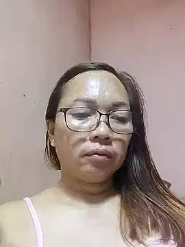 asianwet4u online show from May 10, 2026, 4:49 am