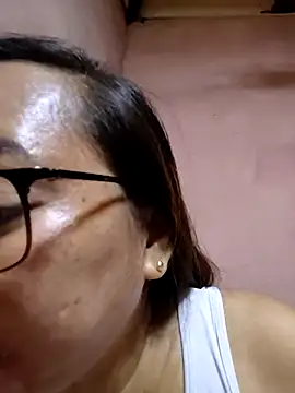 Snapshot of asianwet4u chatting on March 30, 2026, 5:47 pm asianwet4u online show from March 30, 2026, 5:47 pm