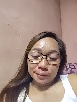 Snapshot of asianwet4u chatting on April 6, 2026, 4:52 pm asianwet4u online show from April 6, 2026, 4:52 pm