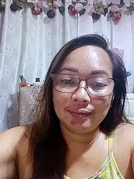 Snapshot of asianwet4u chatting on March 21, 2026, 9:36 am asianwet4u online show from March 21, 2026, 9:36 am