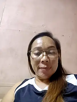 Snapshot of asianwet4u chatting on March 24, 2026, 5:35 pm asianwet4u online show from March 24, 2026, 5:35 pm