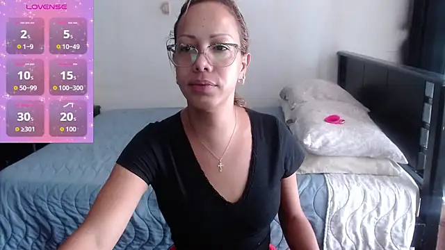 Snapshot of sensual_nataliee chatting on March 25, 2026, 2:49 pm sensual nataliee online show from March 25, 2026, 2:49 pm