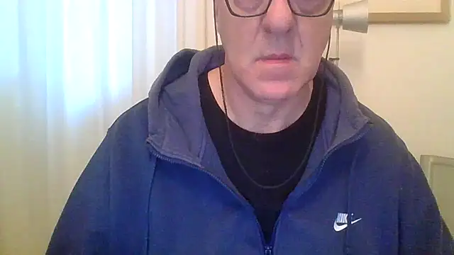 Snapshot of ANONIMO7735 chatting on November 12, 2025, 5:55 am ANONIMO7735 online show from November 12, 2025, 5:55 am