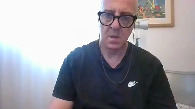 Snapshot of ANONIMO7735 chatting on June 23, 2026, 9:40 am ANONIMO7735 online show from June 23, 2026, 9:40 am