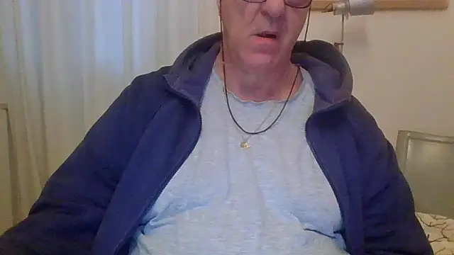 Snapshot of ANONIMO7735 chatting on October 28, 2025, 5:18 am ANONIMO7735 online show from October 28, 2025, 5:18 am