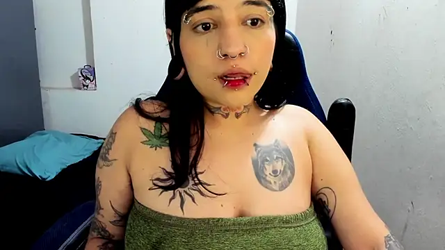 Snapshot of pink_dustt chatting on October 12, 2025, 5:09 am pink dustt online show from October 12, 2025, 5:09 am