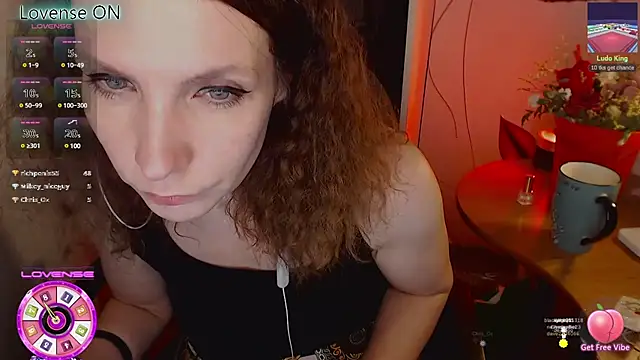 Snapshot of JohansonKatie chatting on February 23, 2025, 12:19 am JohansonKatie online show from February 23, 2025, 12:19 am