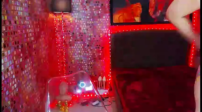 Snapshot of KylieMaxwellCaulfield_TS chatting on March 8, 2025, 11:37 am KylieMaxwellCaulfield TS online show from March 8, 2025, 11:37 am