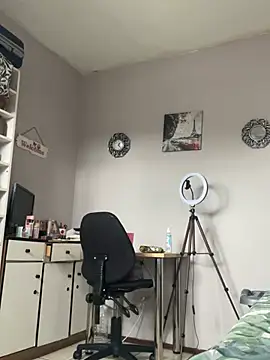 Snapshot of Sexypussyclit chatting on January 18, 2026, 11:24 am Sexypussyclit online show from January 18, 2026, 11:24 am