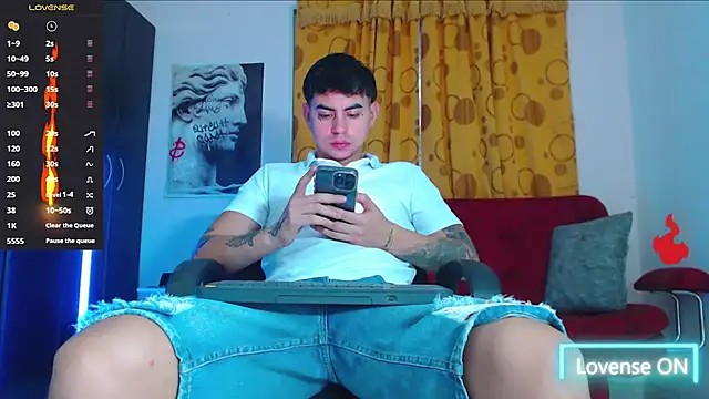 Snapshot of Lobito_xxxl chatting on September 19, 2025, 9:19 pm Lobito xxxl online show from September 19, 2025, 9:19 pm