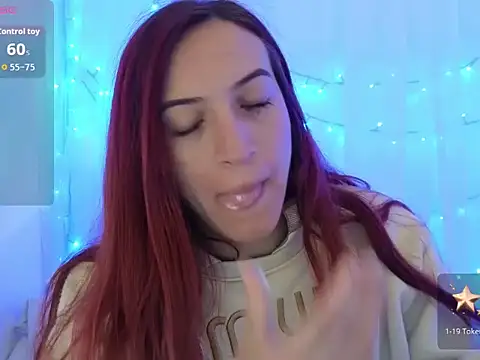 Snapshot of ninaa_fox chatting on April 17, 2026, 3:04 pm ninaa fox online show from April 17, 2026, 3:04 pm