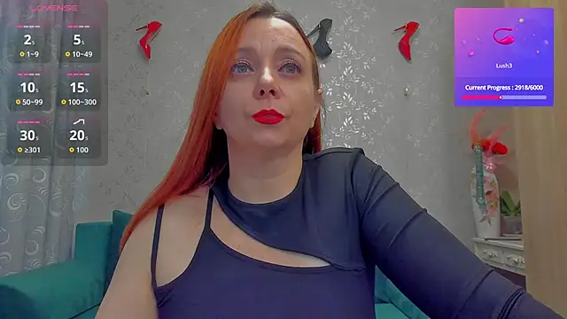 Snapshot of emilianna666 chatting on October 21, 2025, 10:03 am emilianna666 online show from October 21, 2025, 10:03 am