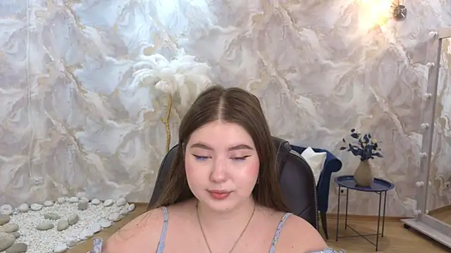 NicoleFoxery online show from February 11, 2026, 3:17 am