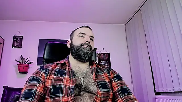 Snapshot of ChristophJules chatting on March 2, 2025, 12:42 am ChristophJules online show from March 2, 2025, 12:42 am