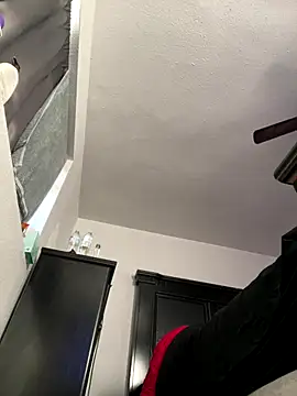 Snapshot of Prettyboiflaco chatting on October 27, 2025, 1:56 pm Prettyboiflaco online show from October 27, 2025, 1:56 pm