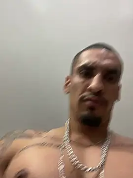 Snapshot of Prettyboiflaco chatting on March 7, 2025, 2:25 am Prettyboiflaco online show from March 7, 2025, 2:25 am