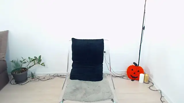 Snapshot of KathyWest chatting on October 30, 2025, 7:50 am KathyWest online show from October 30, 2025, 7:50 am