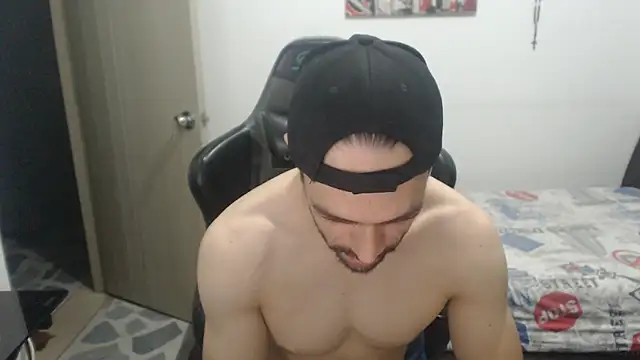 Snapshot of samuelgarcia_ chatting on June 15, 2026, 12:12 am samuelgarcia online show from June 15, 2026, 12:12 am