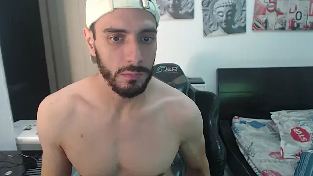 samuelgarcia  online show from March 12, 2025, 8:19 am