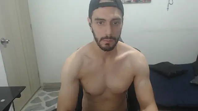 samuelgarcia  online show from September 21, 2025, 9:25 am