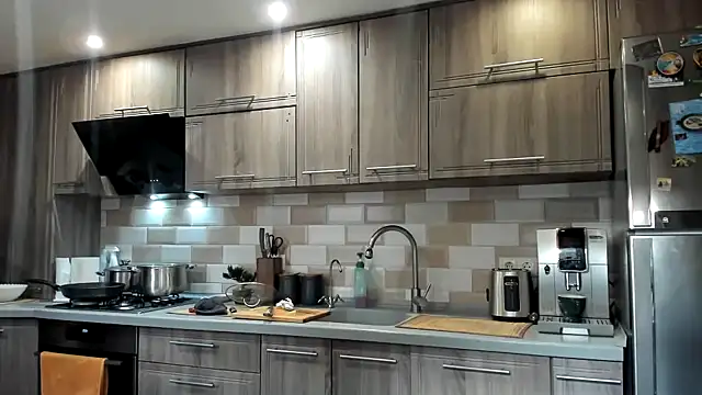 Snapshot of Avtosluts777 chatting on April 10, 2026, 1:07 pm Avtosluts777 online show from April 10, 2026, 1:07 pm