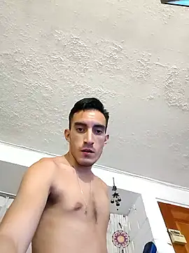 Snapshot of TommyMomentum chatting on January 13, 2026, 4:16 am TommyMomentum online show from January 13, 2026, 4:16 am