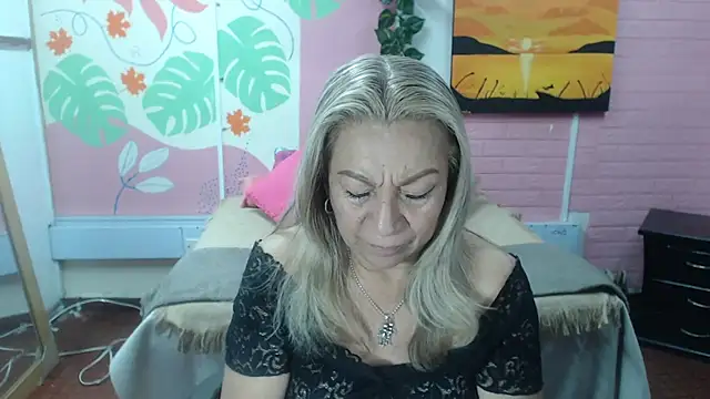 ZAMANTHA online show from April 10, 2026, 3:52 pm