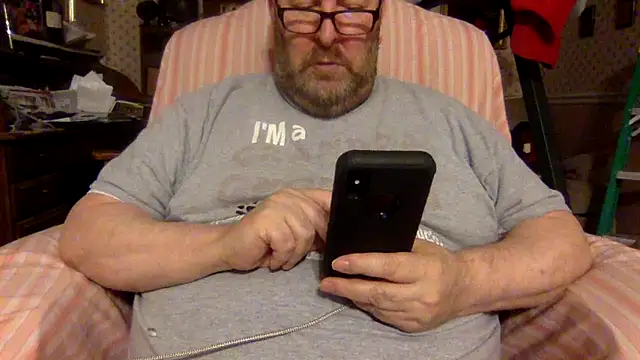 Snapshot of Drwhocares chatting on April 18, 2026, 4:42 pm Drwhocares online show from April 18, 2026, 4:42 pm