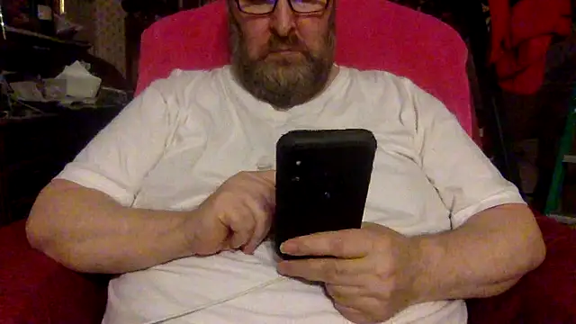 Snapshot of Drwhocares chatting on May 8, 2026, 7:17 pm Drwhocares online show from May 8, 2026, 7:17 pm