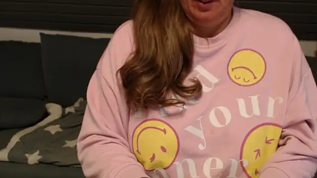 KimMitchelli online show from September 24, 2025, 3:07 pm