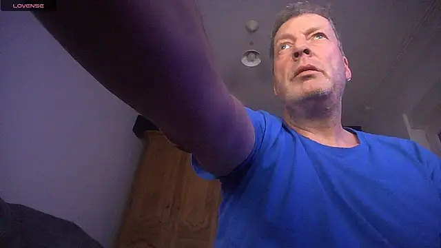 Snapshot of iliebetights chatting on November 21, 2025, 8:52 pm iliebetights online show from November 21, 2025, 8:52 pm